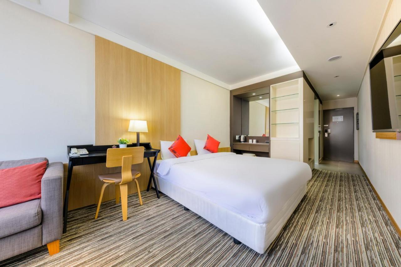 Shin Shin Jeju Worldcup Hotel 4*