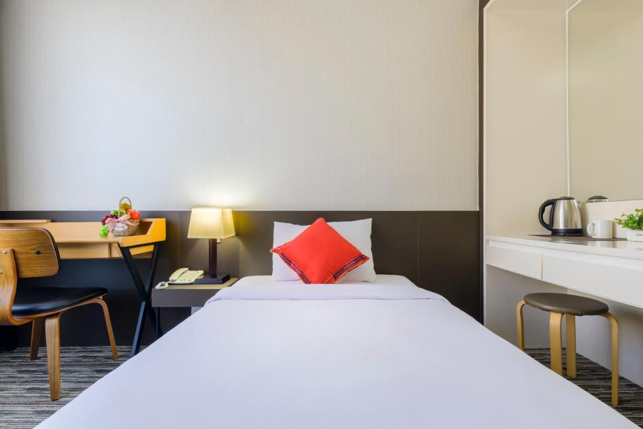 Shin Shin Jeju Worldcup Hotel 4*