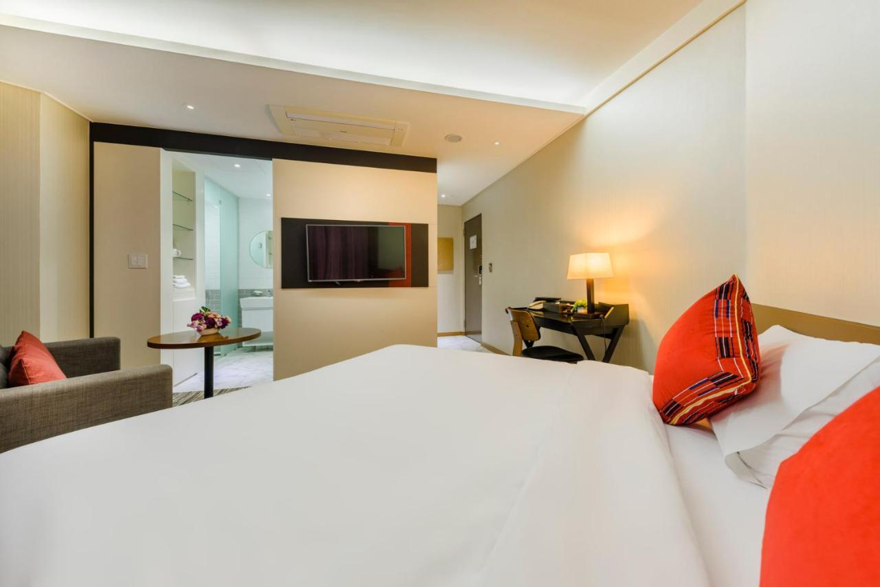 Shin Shin Jeju Worldcup Hotel 4*