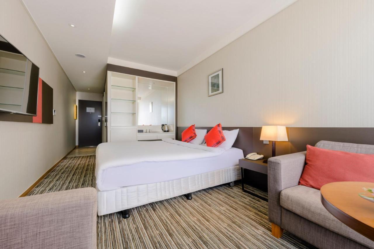 Shin Shin Jeju Worldcup Hotel